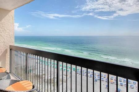 The Oyster By Brightwild-Beachfront Condo Destin Dış mekan fotoğraf