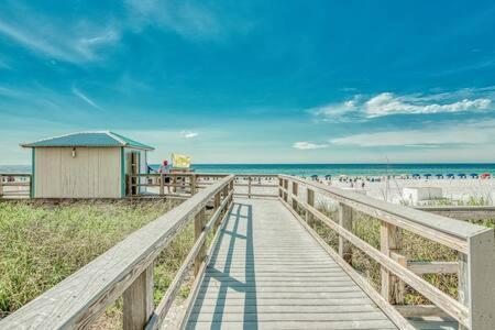 The Oyster By Brightwild-Beachfront Condo Destin Dış mekan fotoğraf