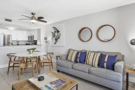 The Oyster By Brightwild-Beachfront Condo Destin Dış mekan fotoğraf