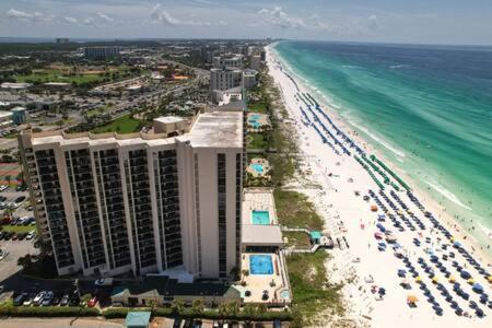 The Oyster By Brightwild-Beachfront Condo Destin Dış mekan fotoğraf